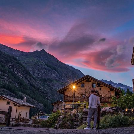 Maison Des Myrtilles Hotel Valgrisenche Bagian luar foto