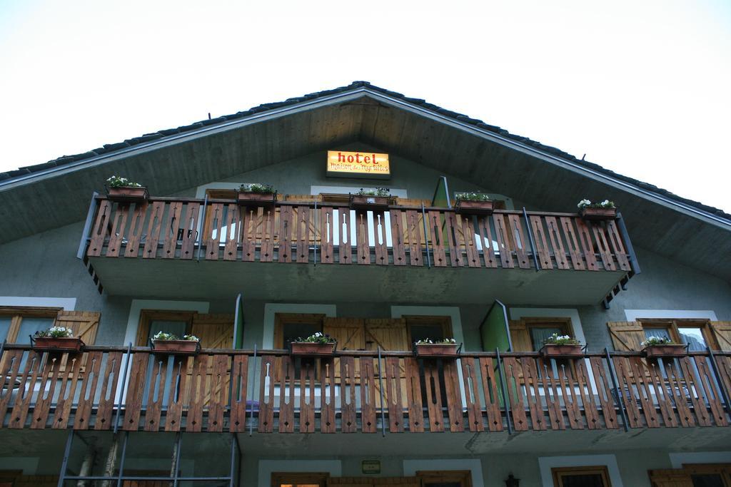 Maison Des Myrtilles Hotel Valgrisenche Bagian luar foto