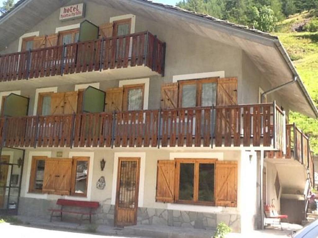 Maison Des Myrtilles Hotel Valgrisenche Bagian luar foto
